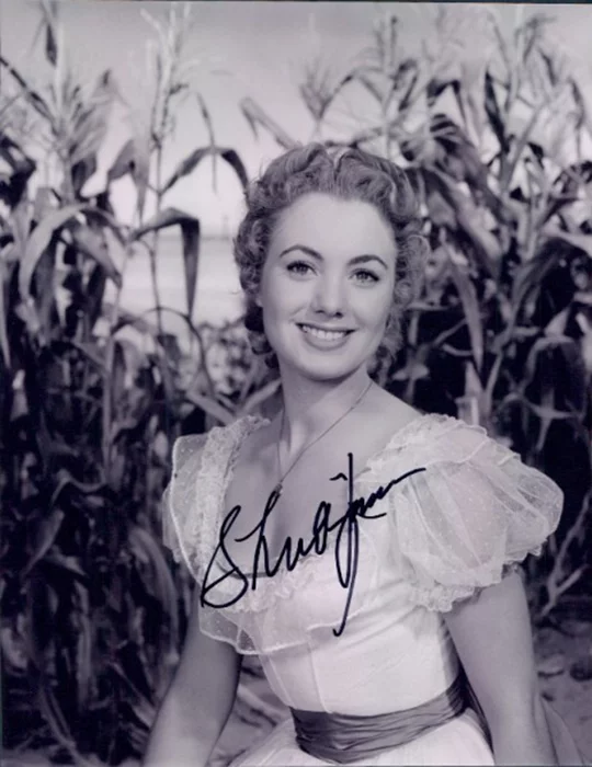 Shirley Jones autograph