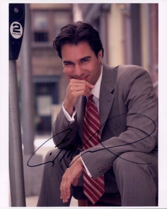 Eric McCormack autograph