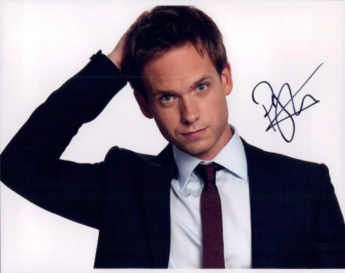 Patrick J. Adams autograph