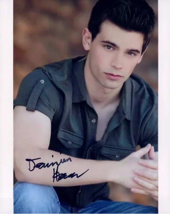 Damien Haas autograph