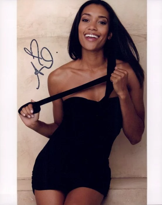 Annie Ilonzeh autograph