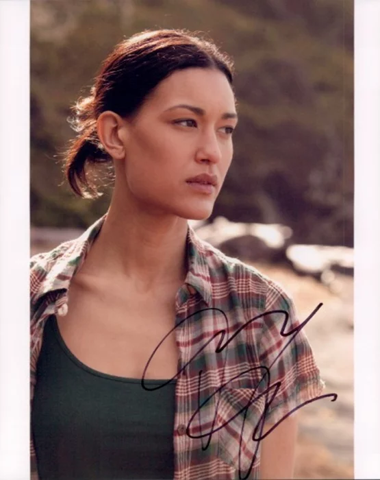Julia Jones autograph
