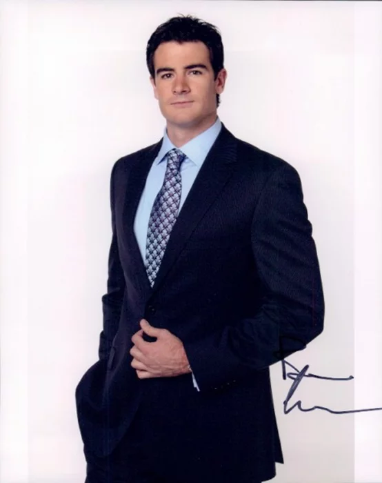 Ben Lawson autograph