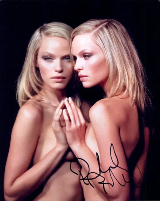Rachel Roberts autograph
