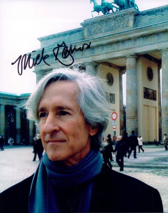Mick  Garris autograph