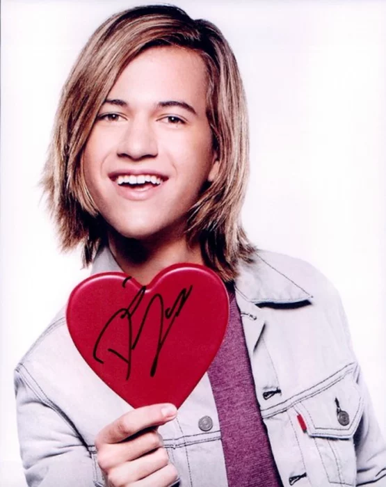 Dillon  Lane autograph