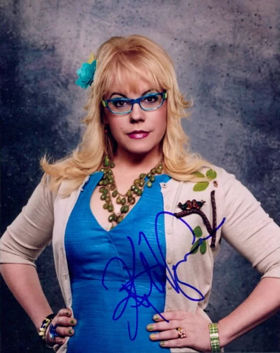 Kirsten Vangsness autograph