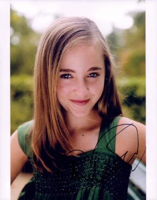 Rachel Fox autograph