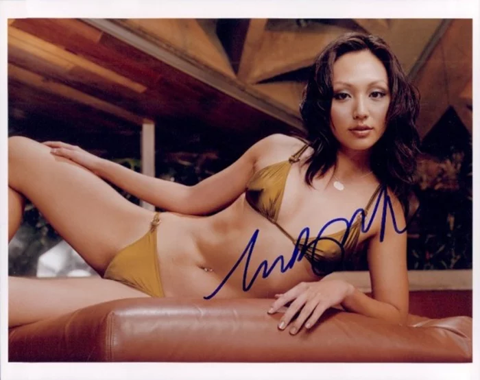 Linda Park autograph