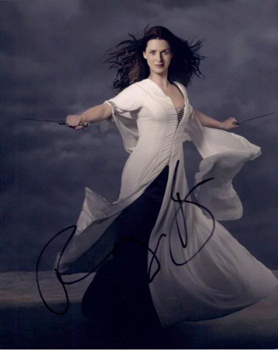 Bridget Regan autograph