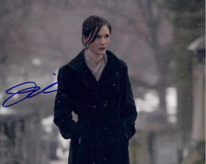 Jessica Collins autograph