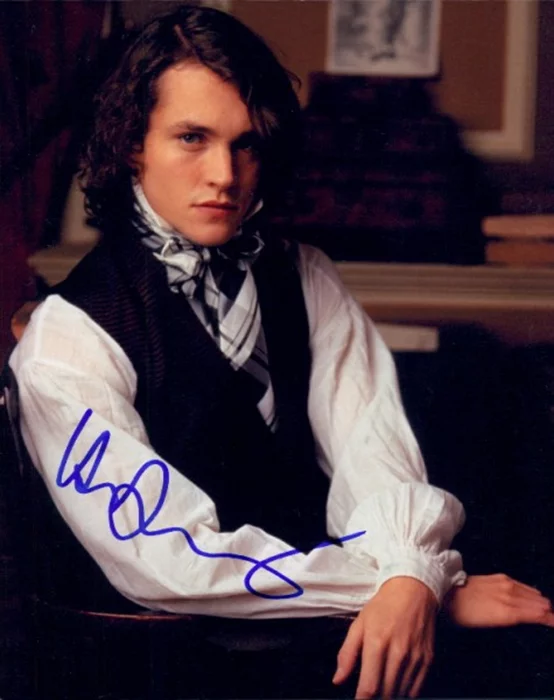Hugh Dancy autograph