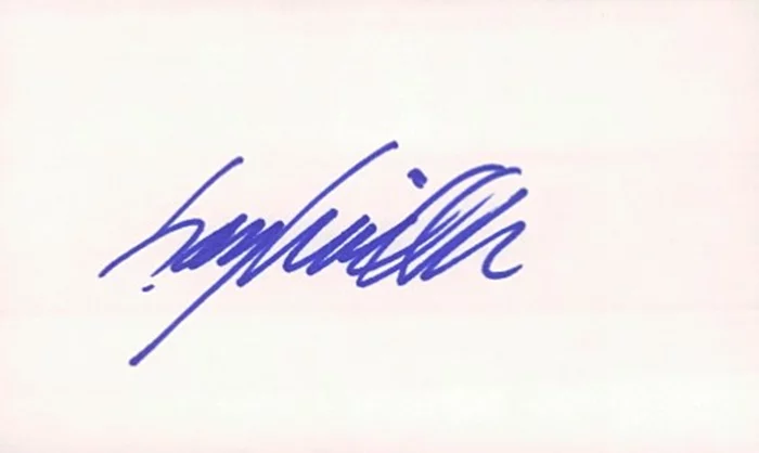 Larry Linville autograph