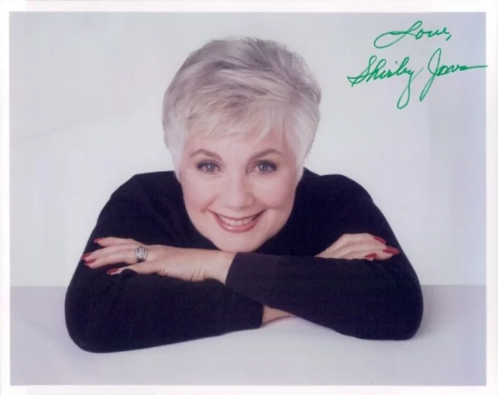 Shirley Jones autograph