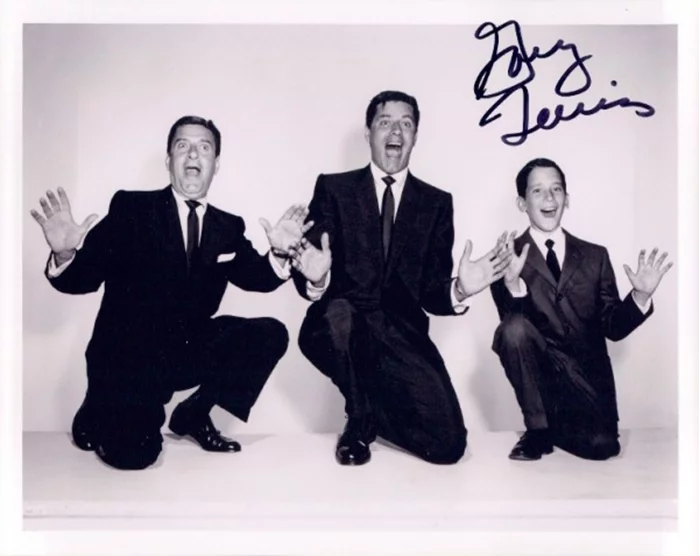 Gary Lewis autograph