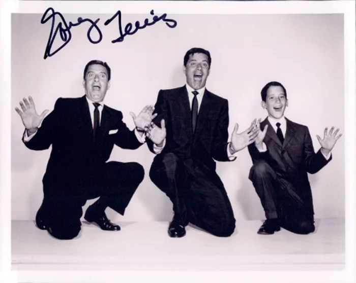 Gary Lewis autograph