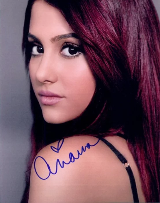 Ariana Grande autograph