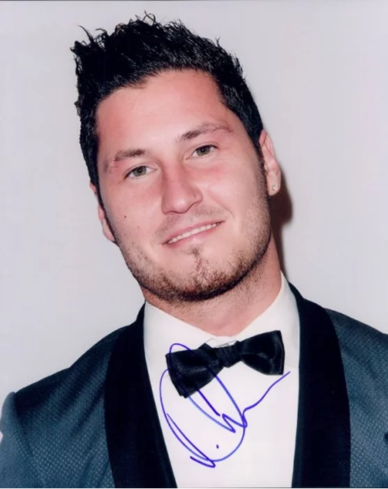 Val Chmerkovskiy autograph