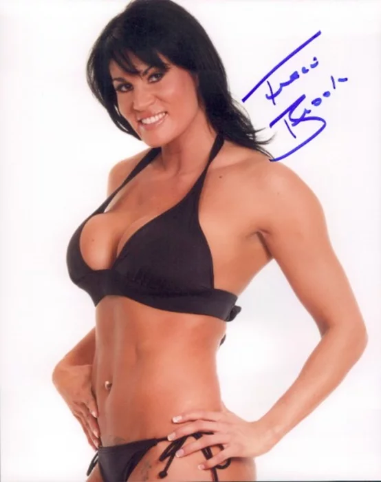 Traci Brooks autograph