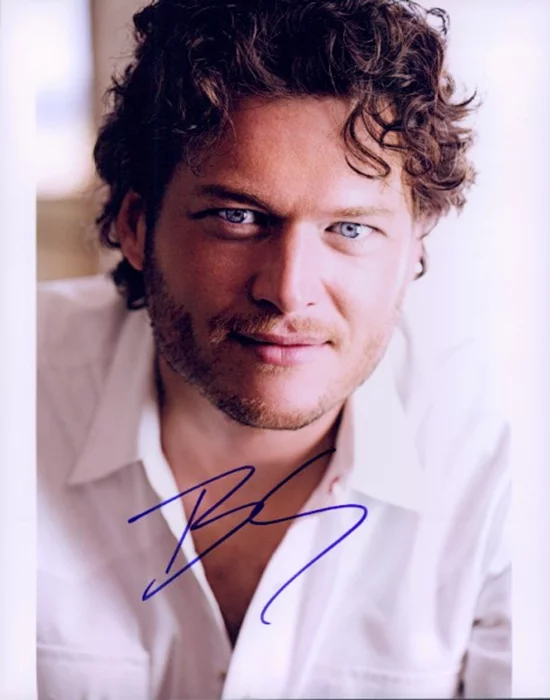 Blake Shelton autograph