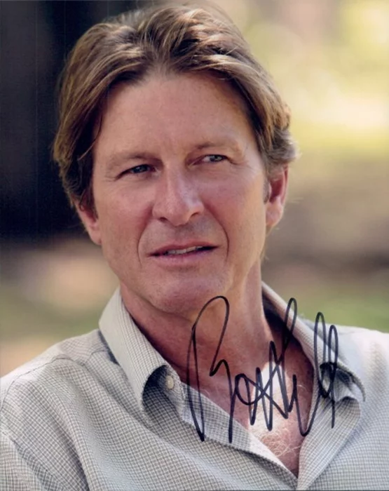 Brett  Cullen autograph