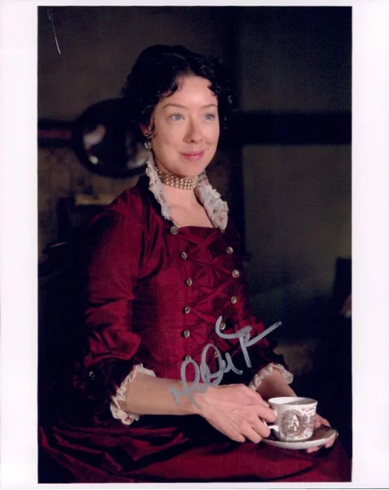 Molly Parker autograph