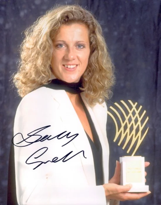 Sally Gunnell autograph