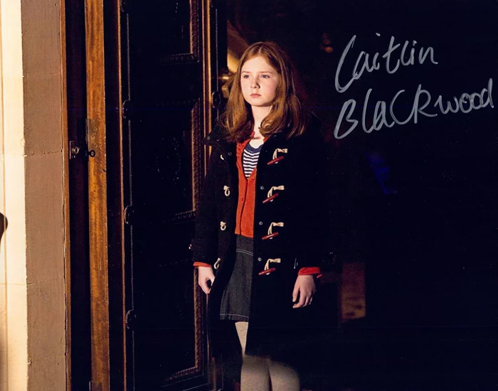 Caitlin Blackwood autograph
