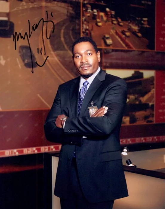 Mykelti Williamson autograph
