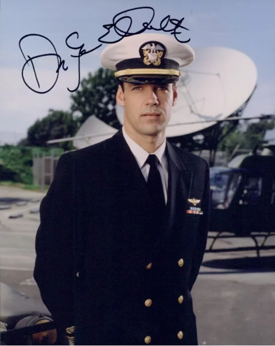 David James Elliott autograph