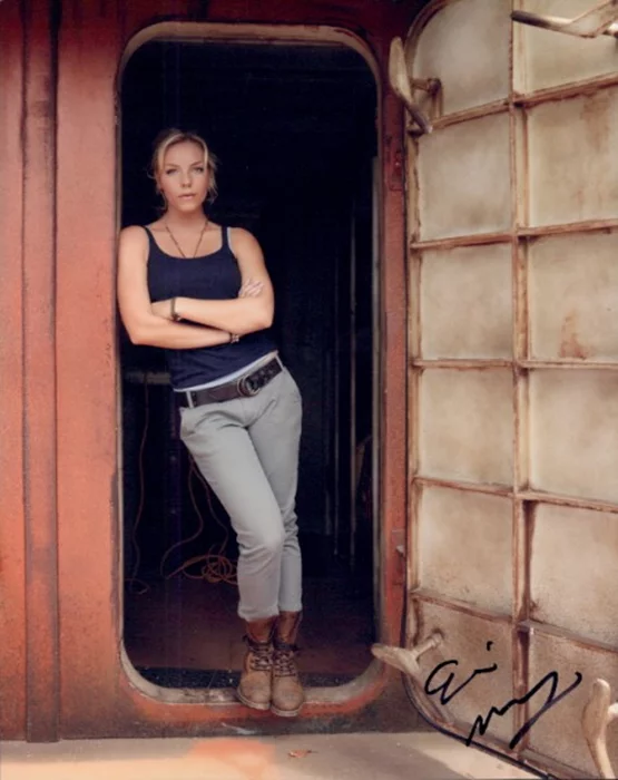 Eloise Mumford autograph