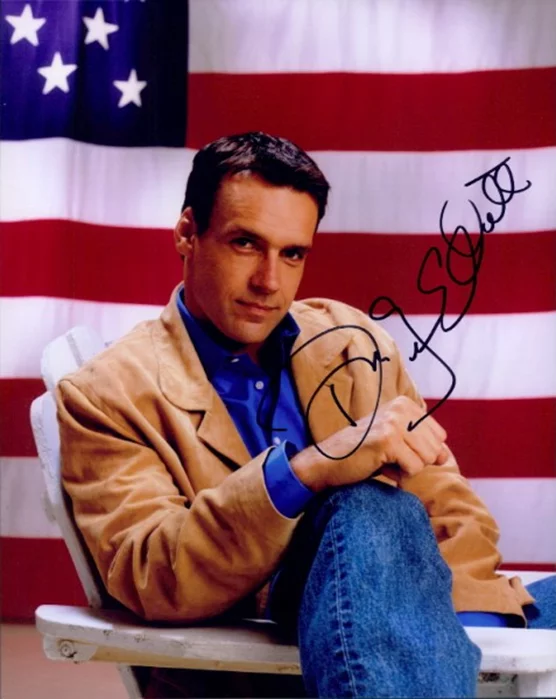 David James Elliott autograph