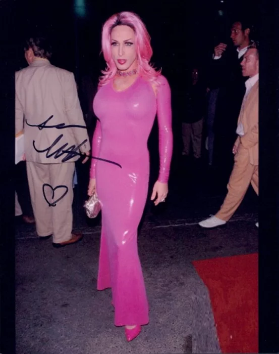 Alexis Arquette autograph