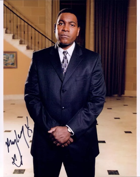 Mykelti Williamson autograph