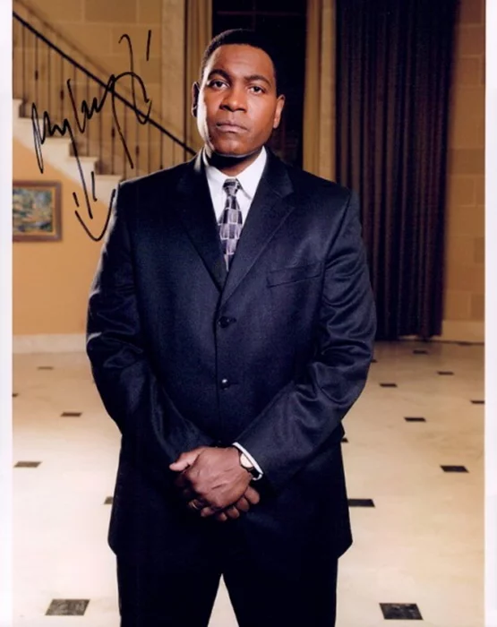 Mykelti Williamson autograph