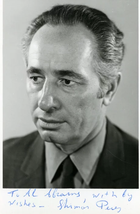 Shimon Peres autograph