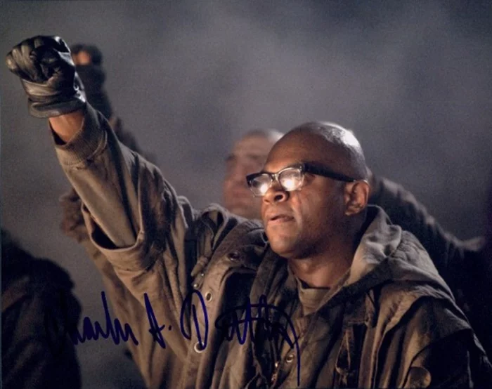 Charles S. Dutton autograph