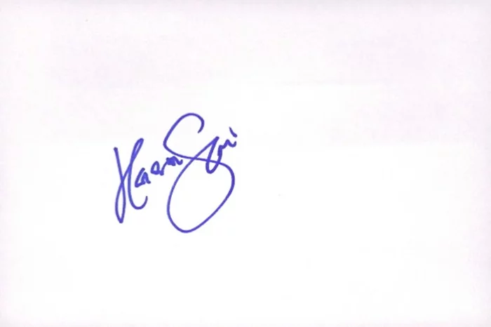 Karan Soni autograph
