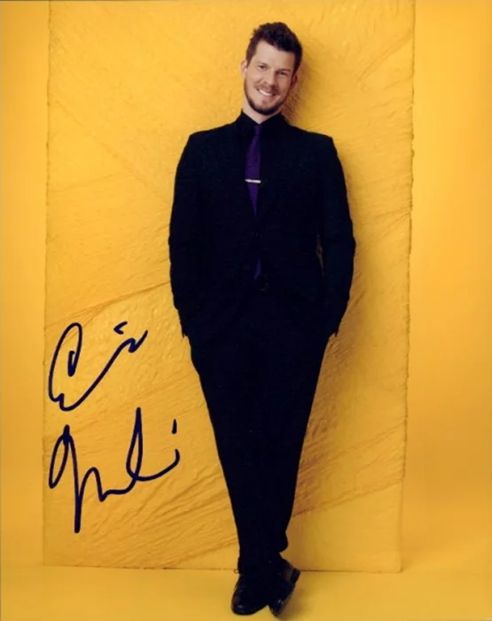 Eric Mabius autograph