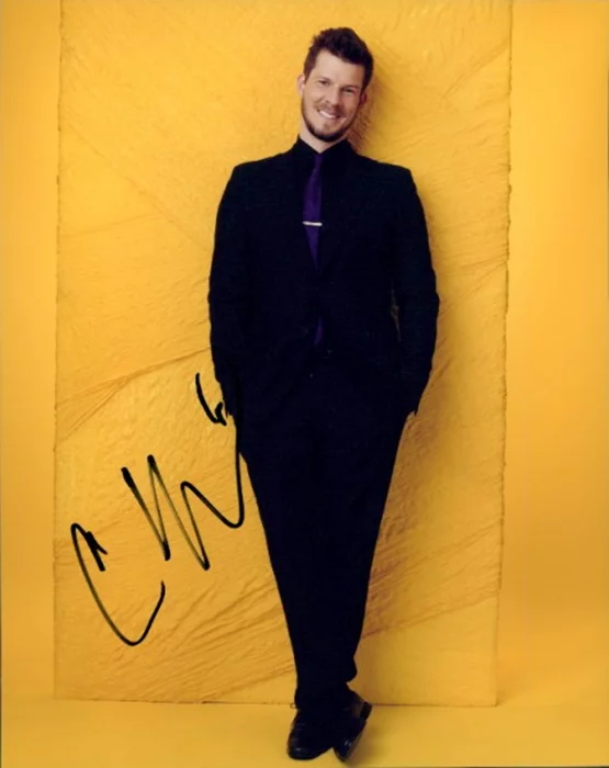 Eric Mabius autograph