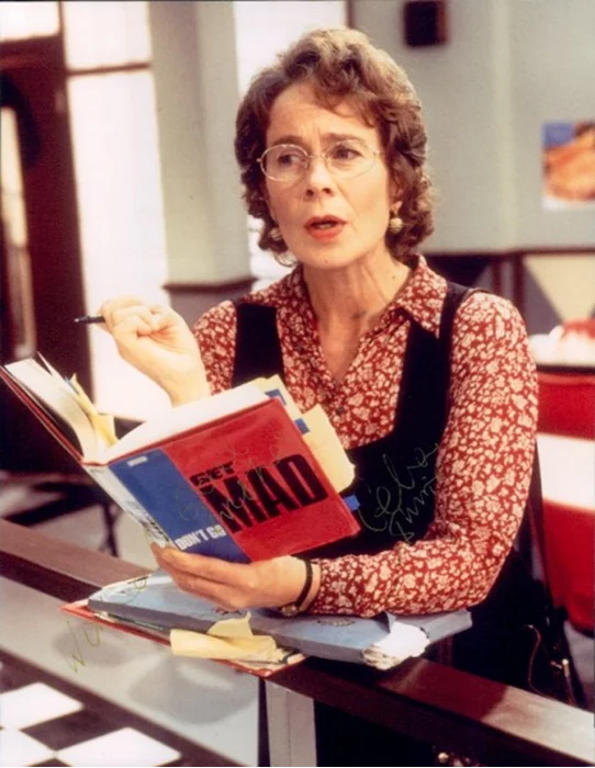 Celia Imrie autograph