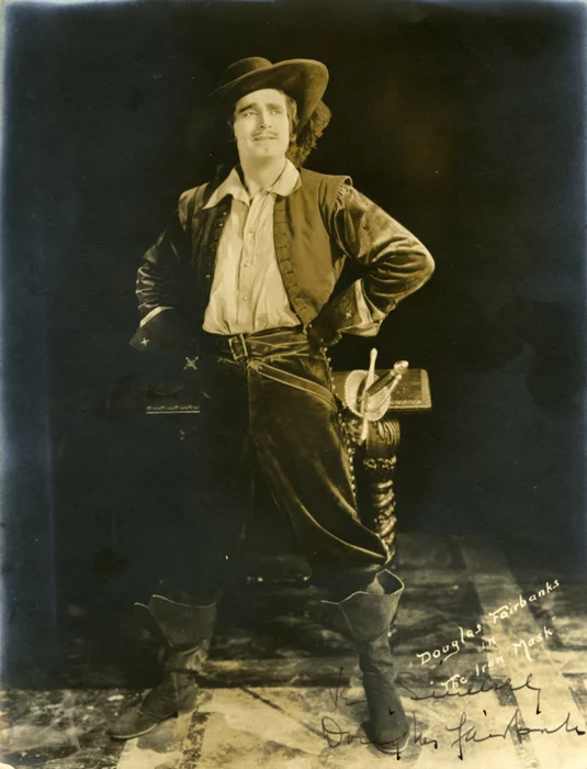 Douglas Fairbanks autograph