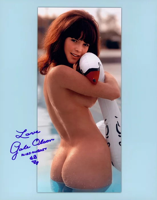 Gale Olson autograph