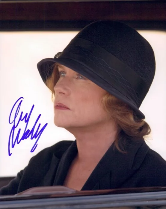Amy Madigan autograph
