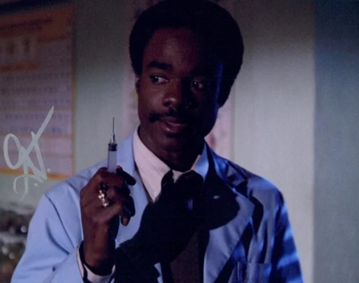 Glynn Turman autograph