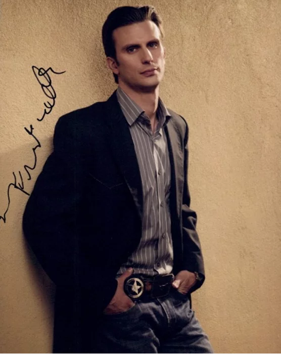 Fred Weller autograph