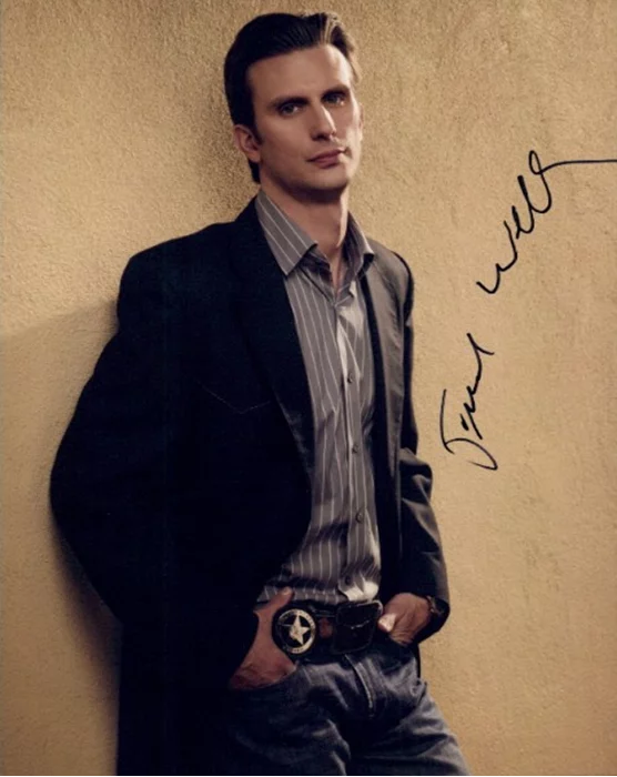 Fred Weller autograph