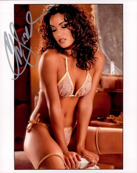 Christina Santiago autograph