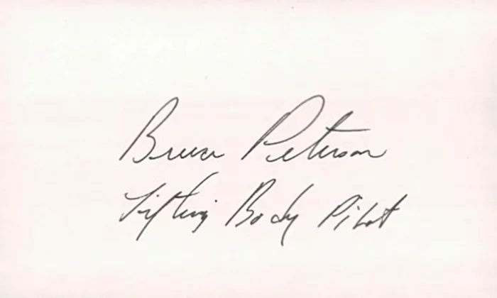 Bruce Peterson autograph