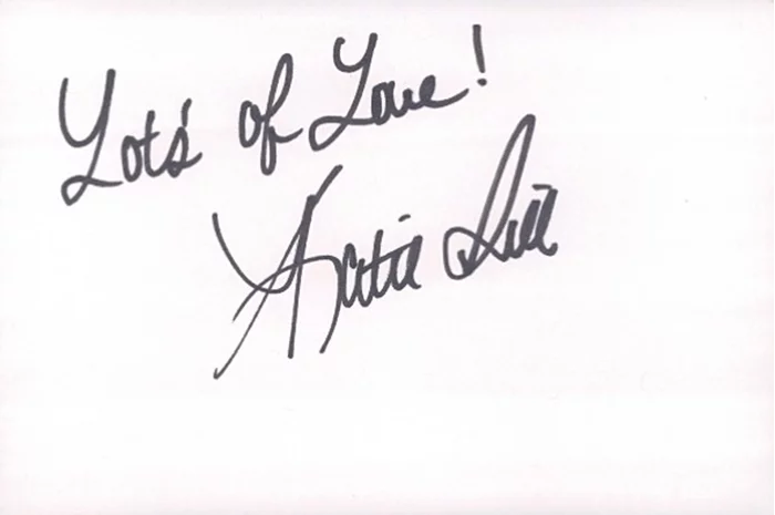 Katie Gill autograph